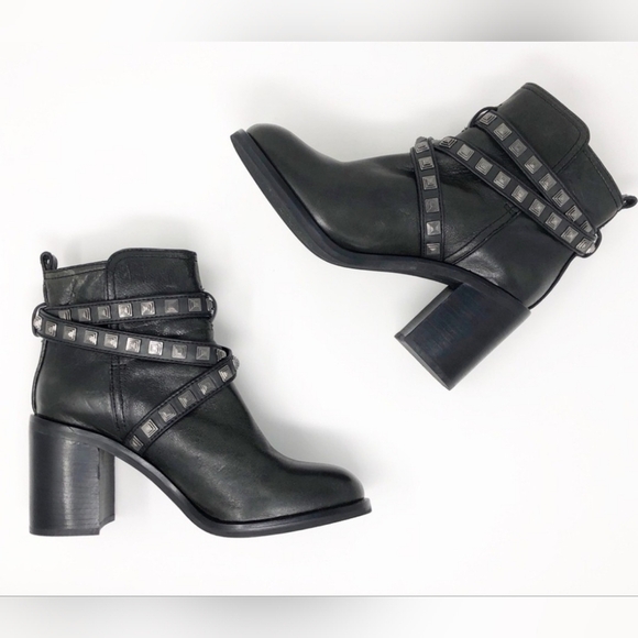 TORY BURCH Hastings Leather Ankle Black Boots SIZE 7 M - Picture 10 of 13